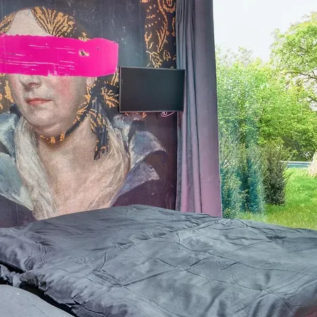 Apartman Mit Pool Little King, Little Dagobert