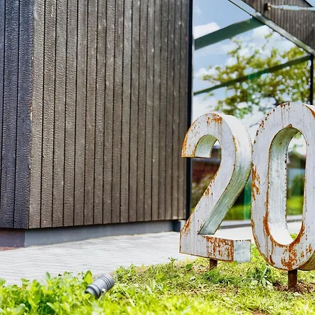 Mit Pool Little King, Little Dagobert Heimburg