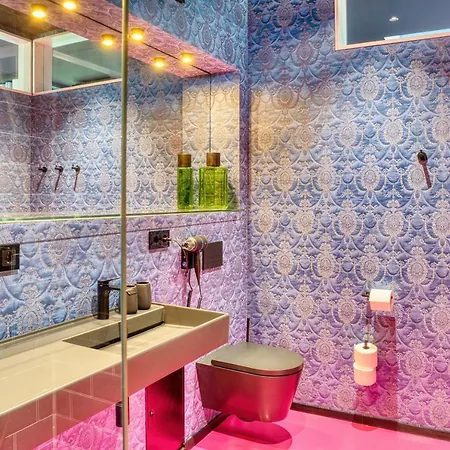 Mit Pool Little King, Little Dagobert Apartman *