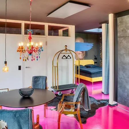 Mit Pool Little King, Little Dagobert Heimburg