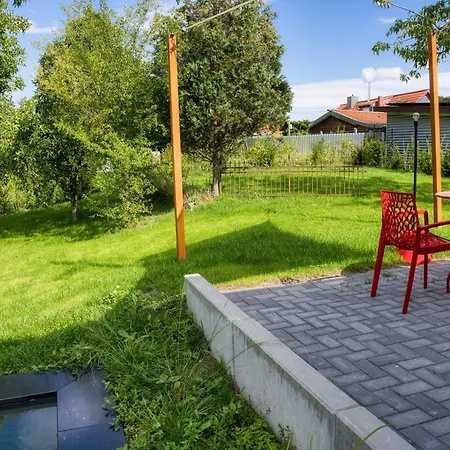 Apartment Mit Pool Little King, Little Dagobert
