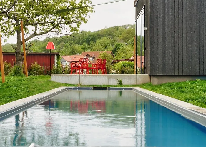 Mit Pool Little King, Little Dagobert