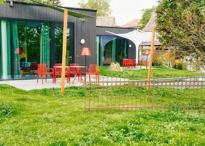 Daire Mit Pool Little King, Little Dagobert *