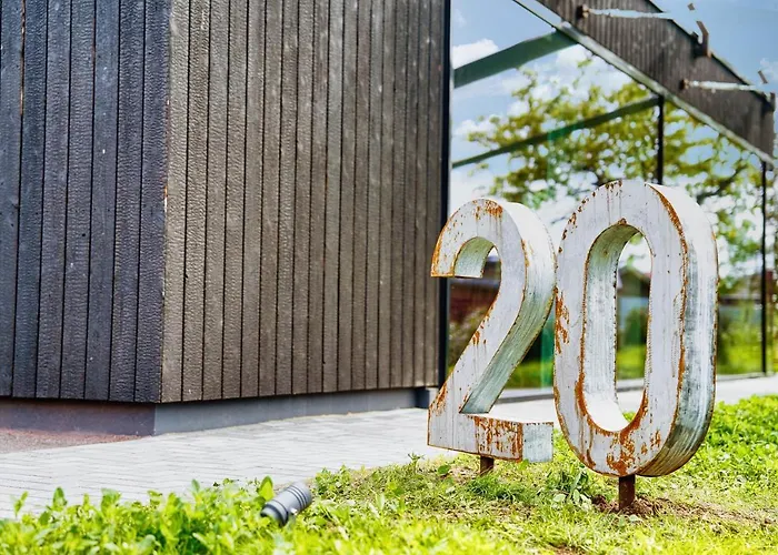 Mit Pool Little King, Little Dagobert Heimburg