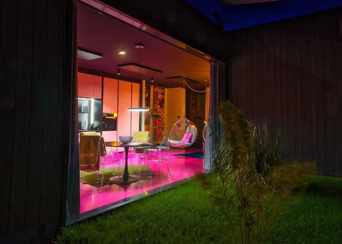 Mit Pool Little King, Little Dagobert *