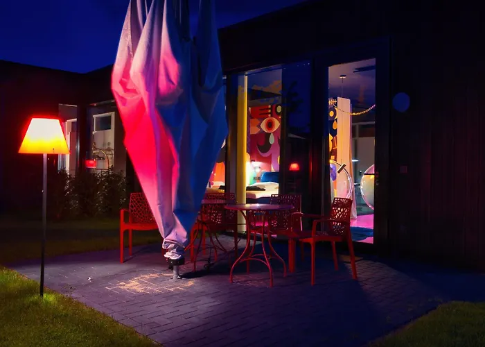 Mit Pool Little King, Little Dagobert Daire Heimburg