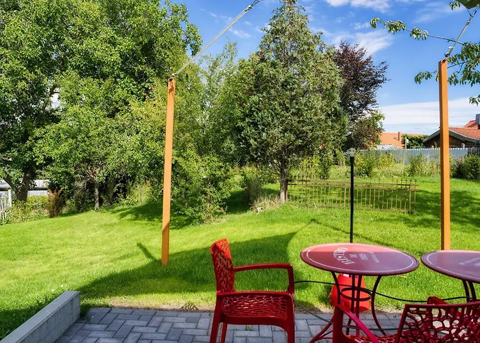 Mit Pool Little King, Little Dagobert Daire *